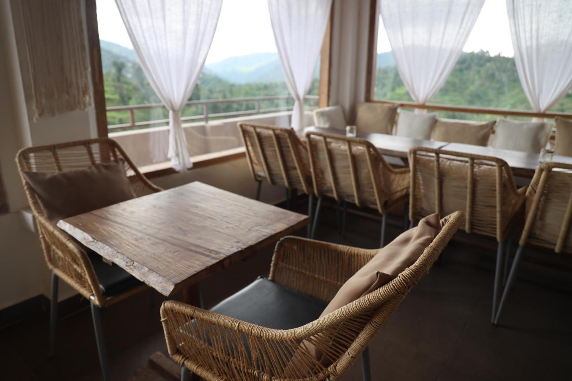 Exstasy Stays - Bathtub Rooms & Cafe - Your Romantic & Cozy Getaway - Thhpsociety - Муктешвар Экстерьер фото