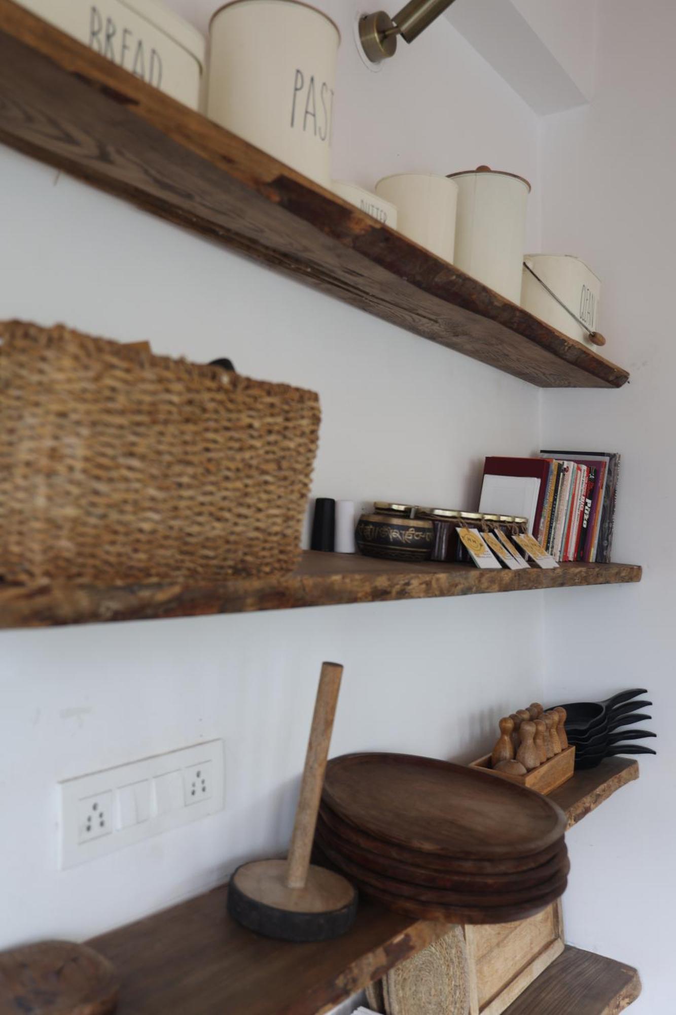 Exstasy Stays - Bathtub Rooms & Cafe - Your Romantic & Cozy Getaway - Thhpsociety - Муктешвар Экстерьер фото