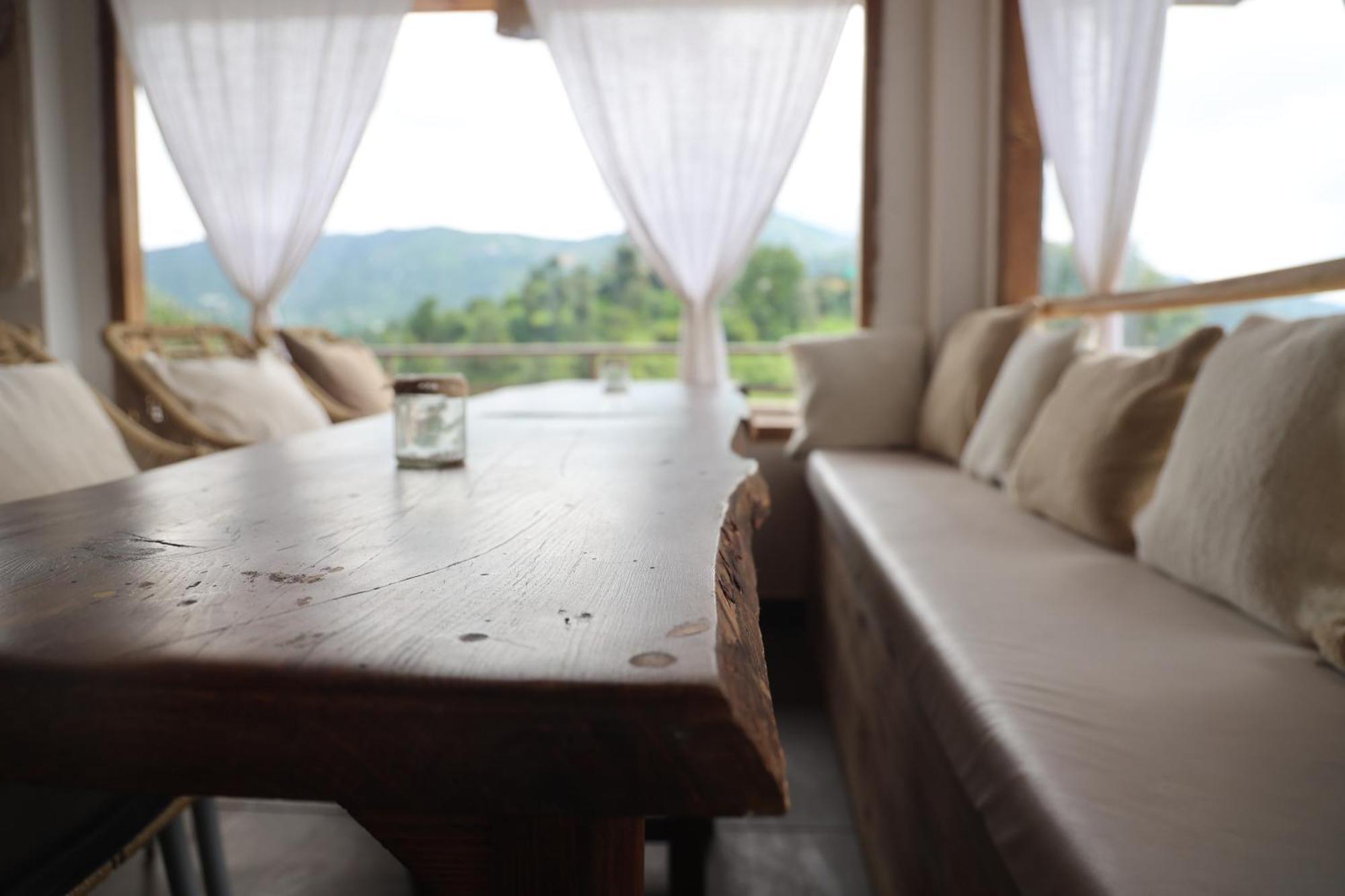 Exstasy Stays - Bathtub Rooms & Cafe - Your Romantic & Cozy Getaway - Thhpsociety - Муктешвар Экстерьер фото